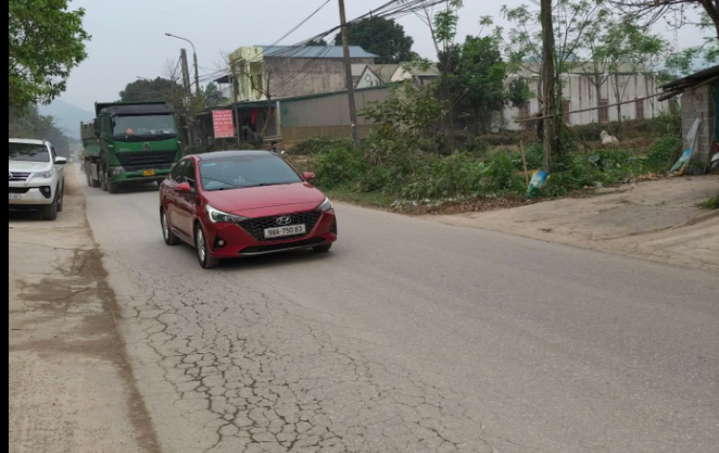 Bán lô đất mặt đường tố hữu cách chợ phúc xuân 1km điểm kinh doanh buôn bán thuận tiện dt 5x20 jun thổ cư giá hơn 2, đồng xíu Lh 0354.621.5666